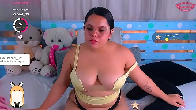 Sara-04 online show from December 2024 11:39:01 PM