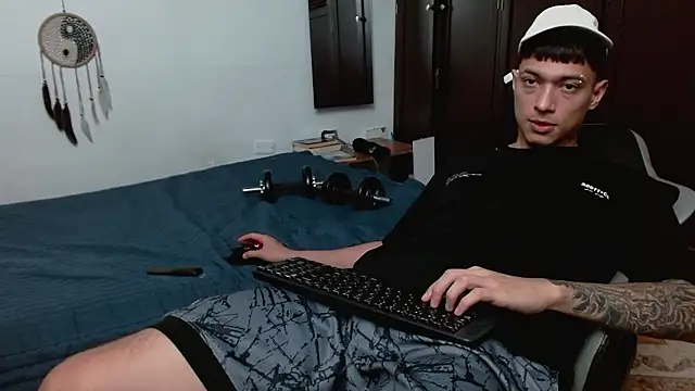 aaron blug online show from February 2026 10:46:02 PM