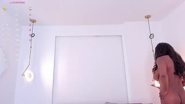 Snapshot of _huge_boobs_ebony chatting on March 2025 10:37:01 PM huge boobs ebony online show from March 2025 10:37:01 PM