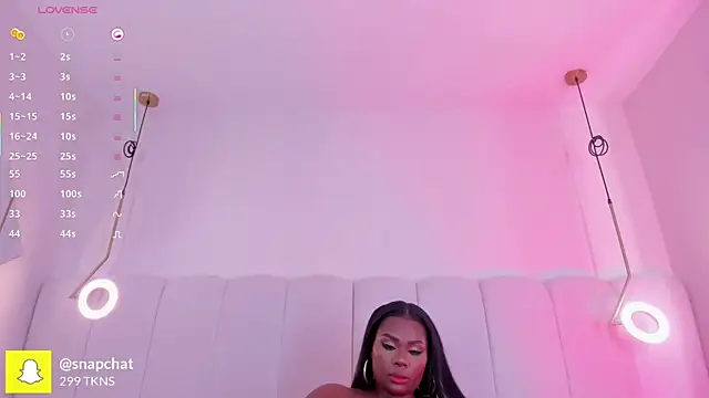 Snapshot of _huge_boobs_ebony chatting on October 2025 07:00:01 PM huge boobs ebony online show from October 2025 07:00:01 PM