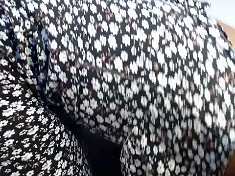 DarkBerry8 online show from November 2025 08:36:02 AM