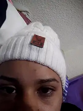  Miaaleon online show from November 2025 09:28:02 AM