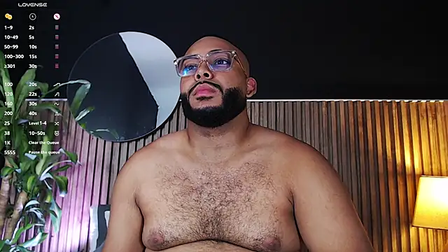 Snapshot of DilanJonnes_ chatting on December 2024 10:51:01 PM DilanJonnes online show from December 2024 10:51:01 PM