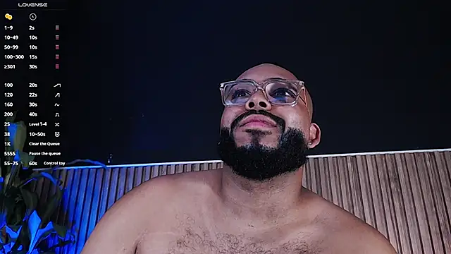 Snapshot of DilanJonnes_ chatting on February 2025 10:26:01 PM DilanJonnes online show from February 2025 10:26:01 PM