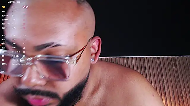 Snapshot of DilanJonnes_ chatting on March 2025 10:48:01 PM DilanJonnes online show from March 2025 10:48:01 PM