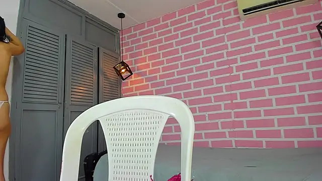 Snapshot of emy_0 chatting on January 2025 07:56:02 PM emy 0 online show from January 2025 07:56:02 PM