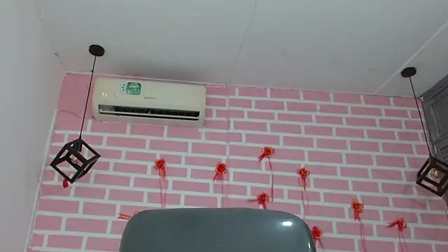 Snapshot of emy_0 chatting on February 2025 08:16:02 PM emy 0 online show from February 2025 08:16:02 PM