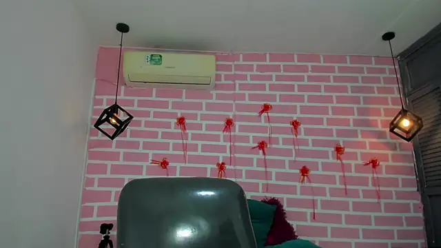 Snapshot of emy_0 chatting on March 2025 11:42:02 PM emy 0 online show from March 2025 11:42:02 PM