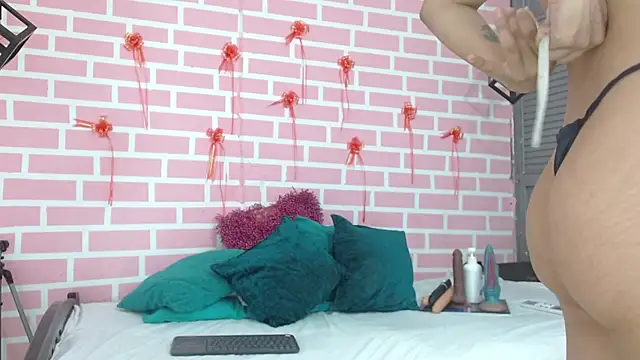 Snapshot of emy_0 chatting on March 2025 03:19:01 AM emy 0 online show from March 2025 03:19:01 AM