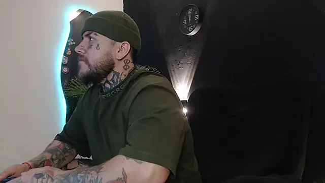 Snapshot of Ash_gusbig chatting on March 2025 01:34:02 AM Ash gusbig online show from March 2025 01:34:02 AM