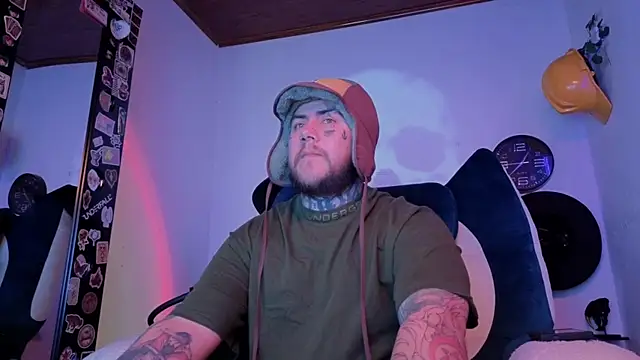 Snapshot of Ash_gusbig chatting on September 2025 04:45:02 AM Ash gusbig online show from September 2025 04:45:02 AM