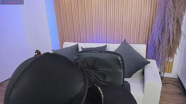 ArigyGomez online show from January 2025 05:19:01 PM