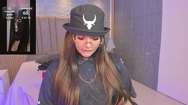 Snapshot of ArigyGomez chatting on April 2026 08:42:02 PM ArigyGomez online show from April 2026 08:42:02 PM