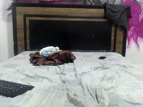 AlbertBigCock online show from May 2026 07:10:02 PM