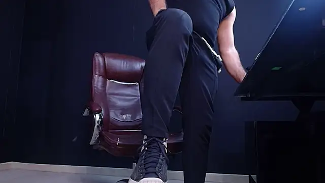 JackEthann online show from October 2025 04:46:02 AM