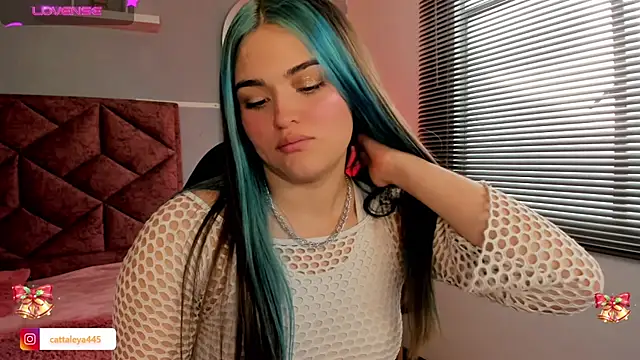 Snapshot of cattaleya___ chatting on December 2024 08:48:01 PM cattaleya online show from December 2024 08:48:01 PM