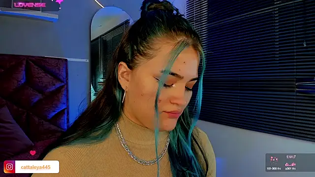 Snapshot of cattaleya___ chatting on January 2025 04:04:01 AM cattaleya online show from January 2025 04:04:01 AM