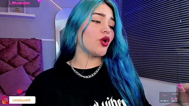 Snapshot of cattaleya___ chatting on January 2025 03:22:01 AM cattaleya online show from January 2025 03:22:01 AM