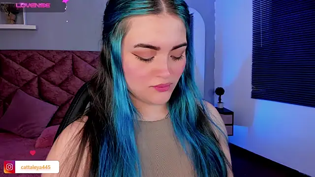 Snapshot of cattaleya___ chatting on January 2025 06:34:01 AM cattaleya online show from January 2025 06:34:01 AM