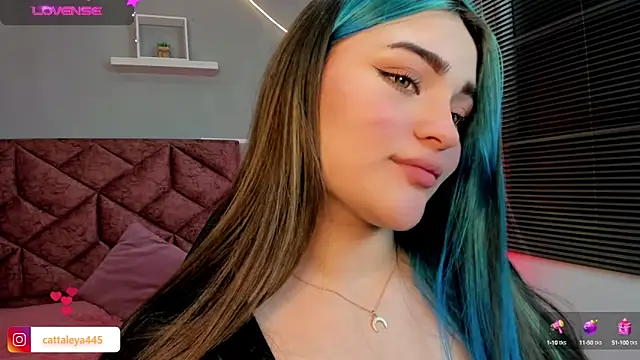 Snapshot of cattaleya___ chatting on January 2025 07:25:02 AM cattaleya online show from January 2025 07:25:02 AM