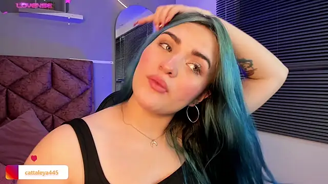 Snapshot of cattaleya___ chatting on February 2025 04:01:01 AM cattaleya online show from February 2025 04:01:01 AM