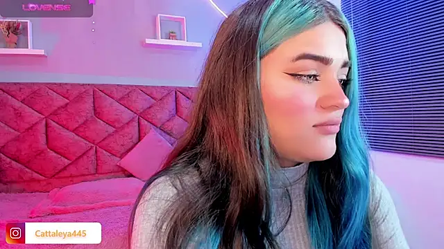 Snapshot of cattaleya___ chatting on February 2025 03:37:01 AM cattaleya online show from February 2025 03:37:01 AM