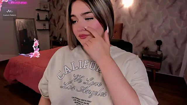 Snapshot of cattaleya___ chatting on October 2025 03:27:01 AM cattaleya online show from October 2025 03:27:01 AM