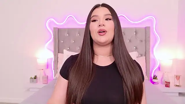 JuliaSUMMERS2022 online show from June 2026 11:48:01 PM
