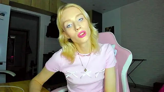  Alice Kitty online show from January 2026 12:00:01 PM