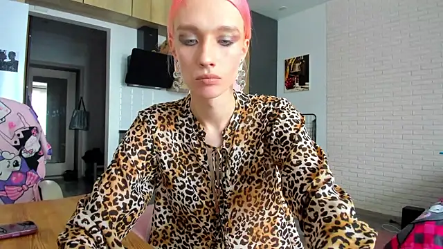  Alice Kitty online show from April 2026 12:33:02 PM