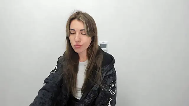 Summmmersky online show from January 2025 09:12:01 AM