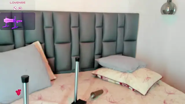 Abbyadams online show from November 2025 03:07:01 AM