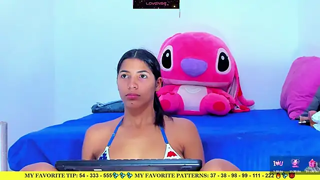 AriannaLewiis online show from June 2026 07:06:02 PM