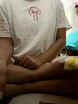 Snapshot of samayra124 chatting on September 2025 06:25:02 AM samayra124 online show from September 2025 06:25:02 AM