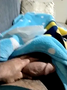 Snapshot of milf_hunter_35 chatting on May 2026 02:19:02 AM milf hunter 35 online show from May 2026 02:19:02 AM