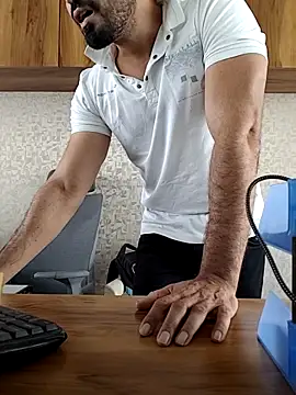 indianguy89 online show from March 2026 04:51:01 AM