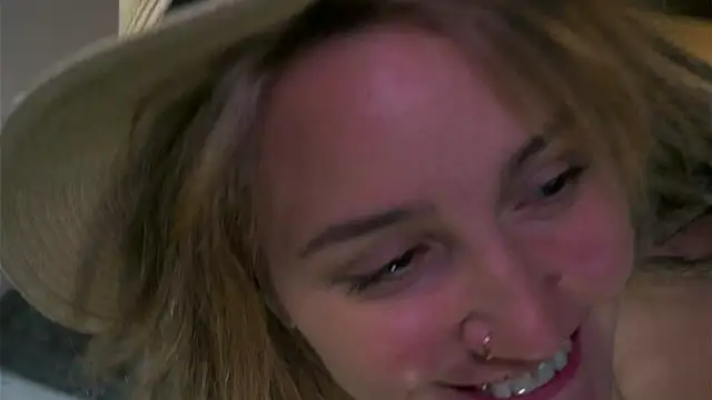 Snapshot of Winnie_sweet chatting on December 2024 01:54:01 PM Winnie sweet online show from December 2024 01:54:01 PM