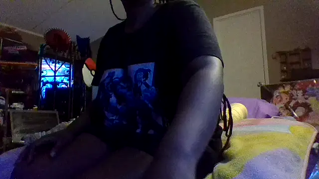 Snapshot of EbonyFetishQueen chatting on June 2026 10:56:02 PM EbonyFetishQueen online show from June 2026 10:56:02 PM