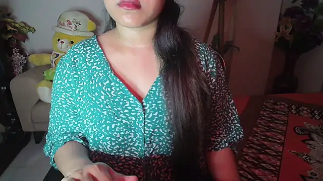 Most-Beautiful-Queen online show from December 2024 06:18:02 PM