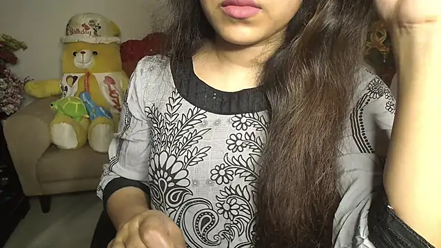 Most-Beautiful-Queen online show from January 2025 07:00:02 PM