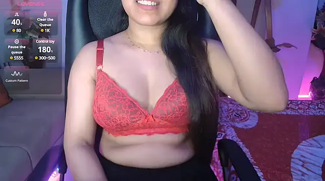 Most-Beautiful-Queen online show from March 2025 07:20:02 PM