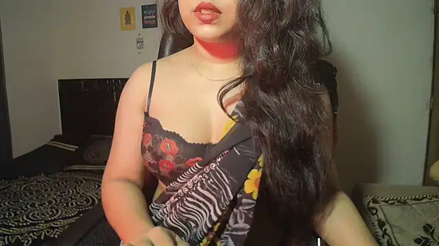 Most-Beautiful-Queen online show from May 2026 06:03:01 PM