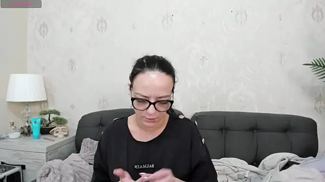 IzabelllNoir online show from March 2025 09:28:01 AM