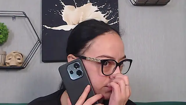 IzabelllNoir online show from October 2025 09:31:01 AM