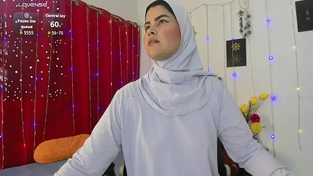 AishaAmin  online show from April 2026 12:21:02 PM