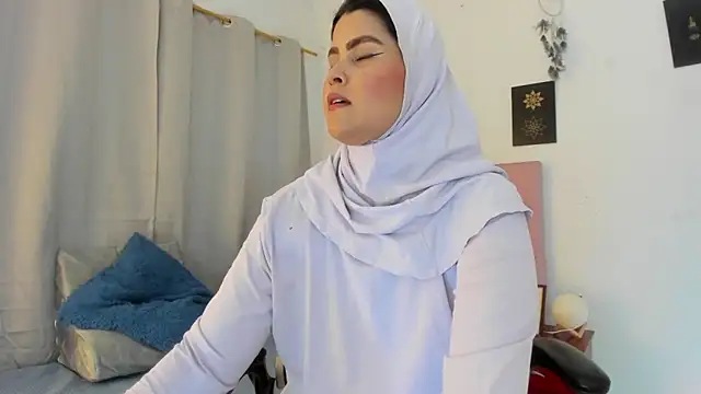 AishaAmin  online show from June 2026 12:14:02 PM