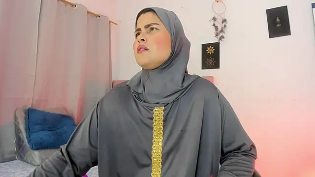 AishaAmin  online show from June 2026 12:15:01 PM