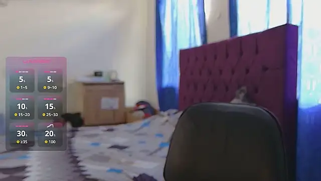 Snapshot of Lucy_Fer5 chatting on December 2025 08:37:02 PM Lucy Fer5 online show from December 2025 08:37:02 PM