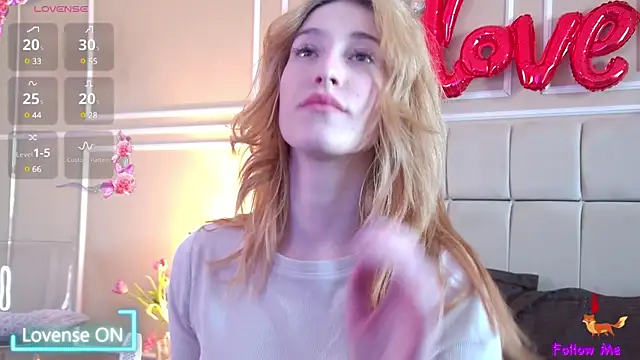 SerenaBennet online show from March 2025 06:47:02 PM