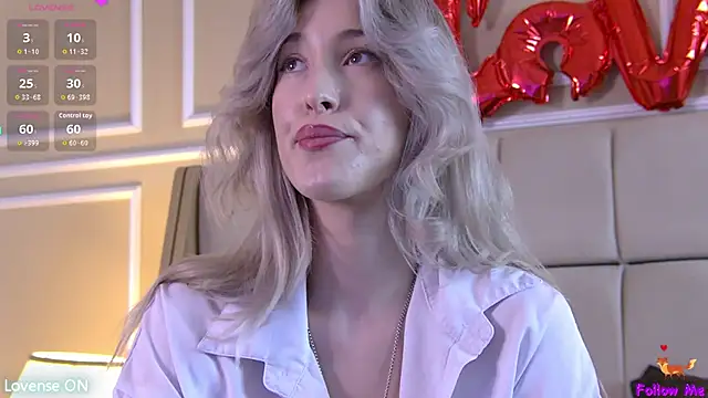 SerenaBennet online show from October 2025 01:09:01 PM